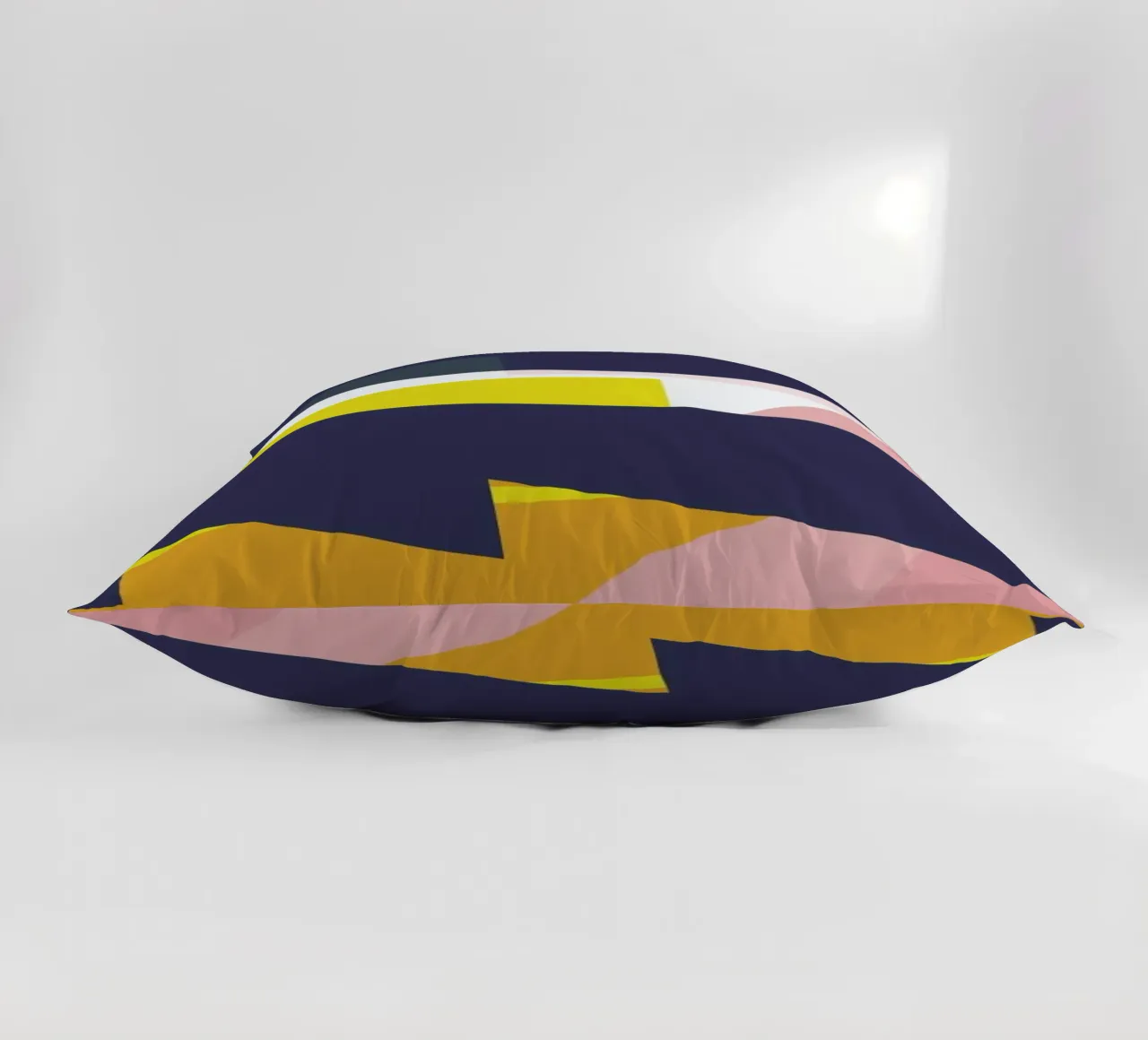 Composite 3 cuscino da Jonathan Lawes