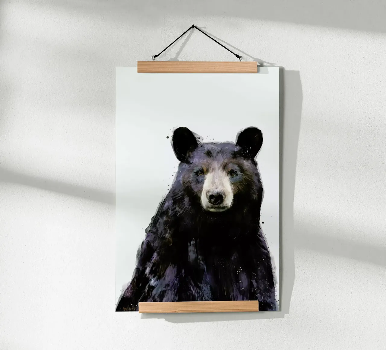 Black Bear poster con telaio in plastica da Amy Hamilton