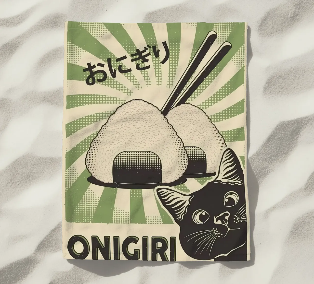 Gatto nero Onigiri telo mare da Monique A Hooper