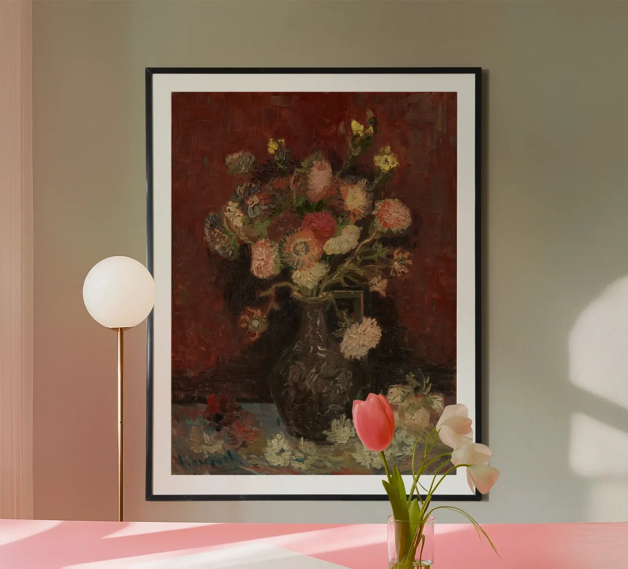 Vincent van Gogh - Vaso con fiori cinesi e gladioli poster con telaio in plastica da Timeless Artworks
