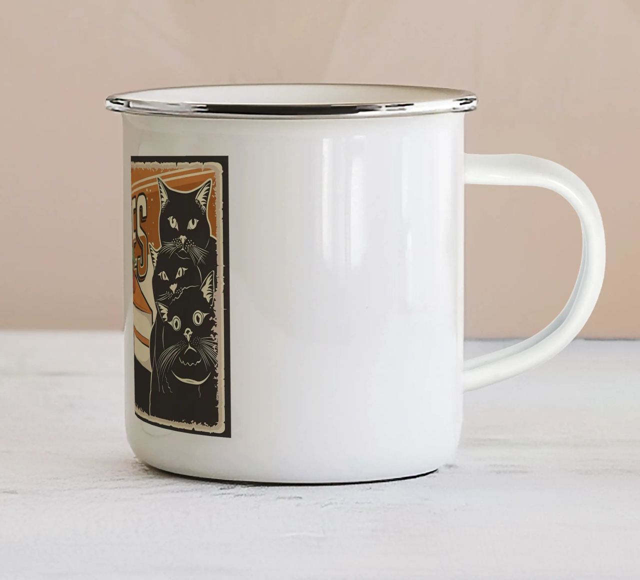 Torte e gatti tazza in smalto da Monique A Hooper
