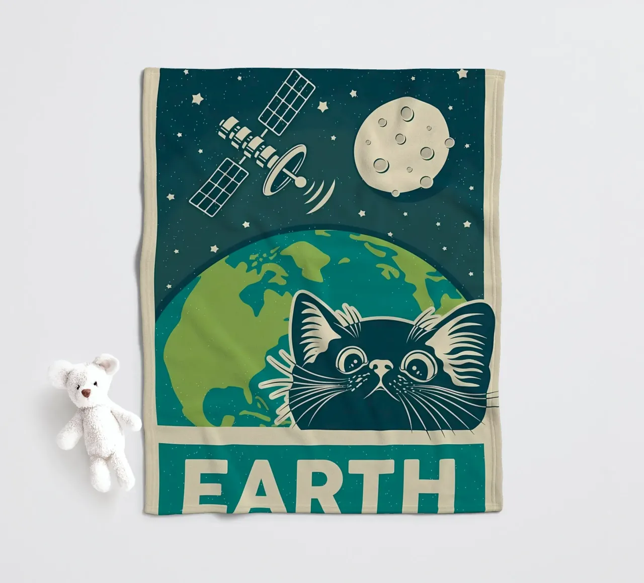 Gatto e terra retrò coperta in pile da Monique A Hooper