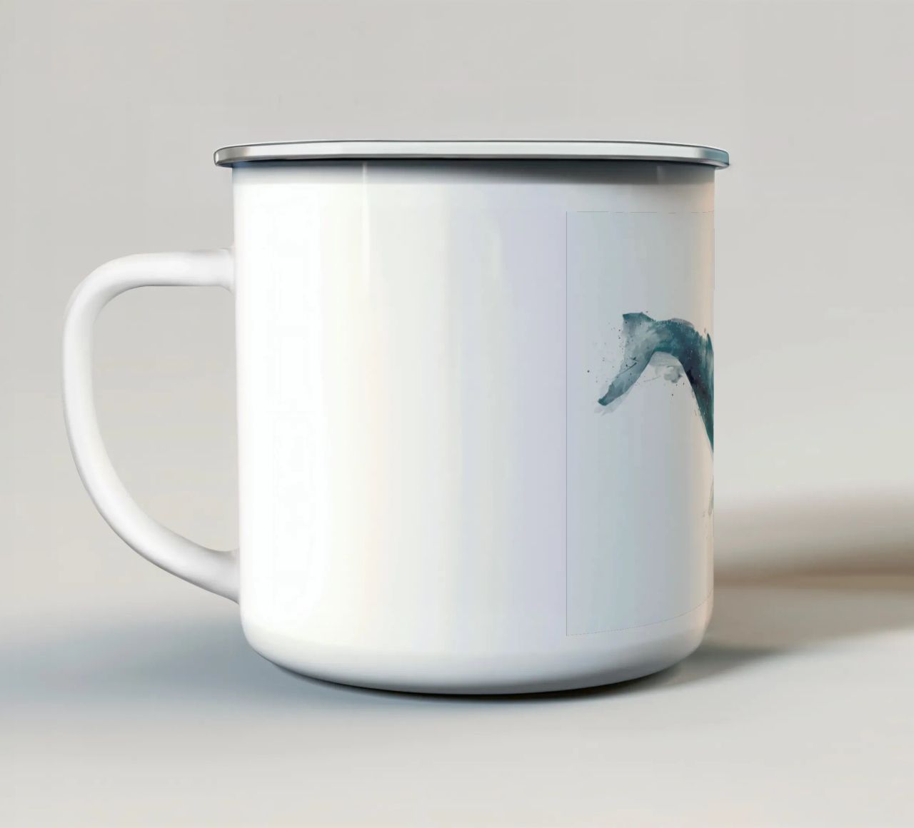 Humpback Whale tazza in smalto da Amy Hamilton