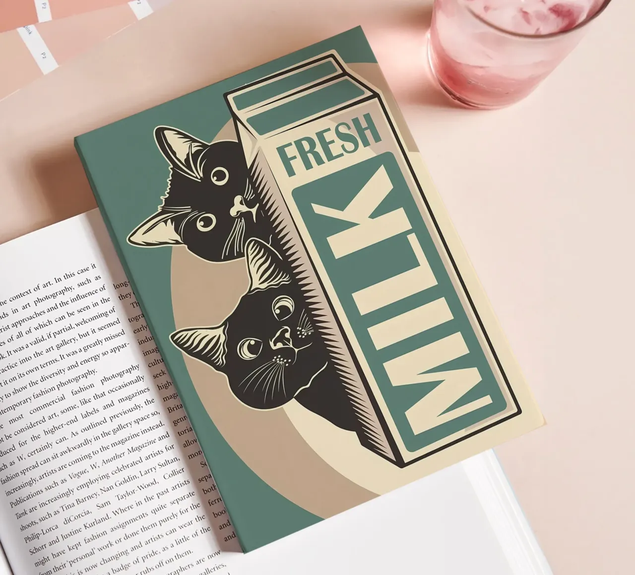 Drôle de chat et lait carnet de notes de Monique A Hooper