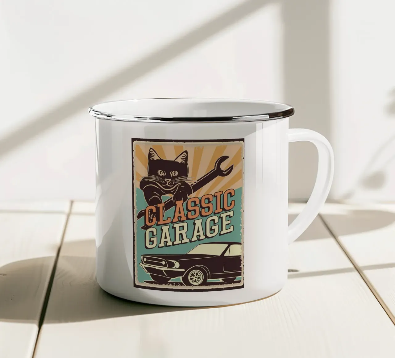Retro Cat e Garage 4 tazza in smalto da Monique A Hooper