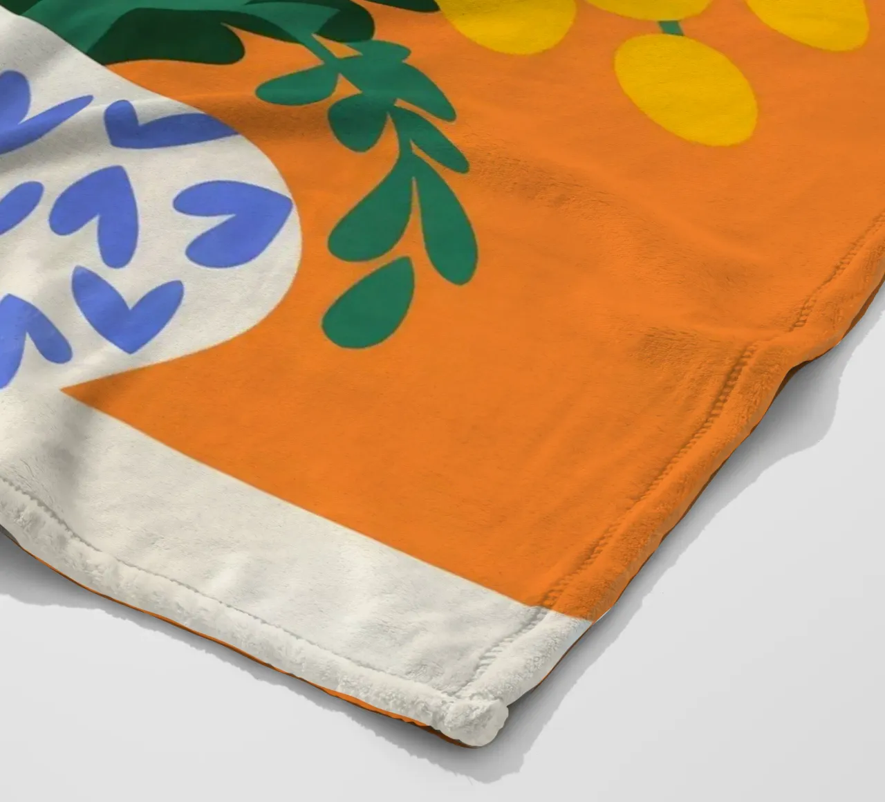 Composizione floreale colorata coperta in pile da Seren Liodra