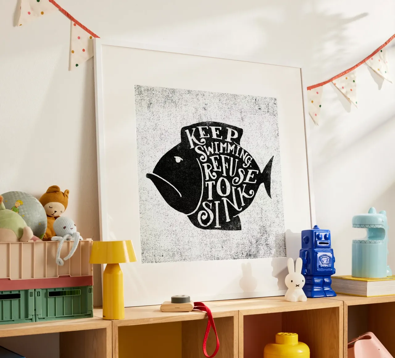 keep swimming poster con telaio in plastica da Matthew Taylor Wilson