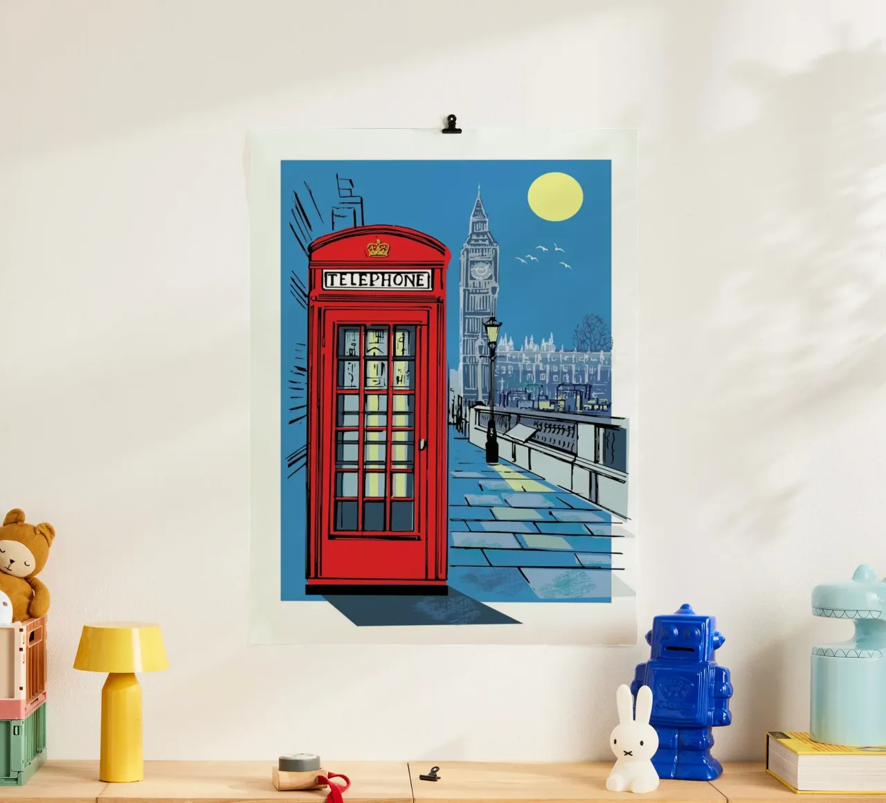 Telephone Box poster con telaio in plastica da Rocket68