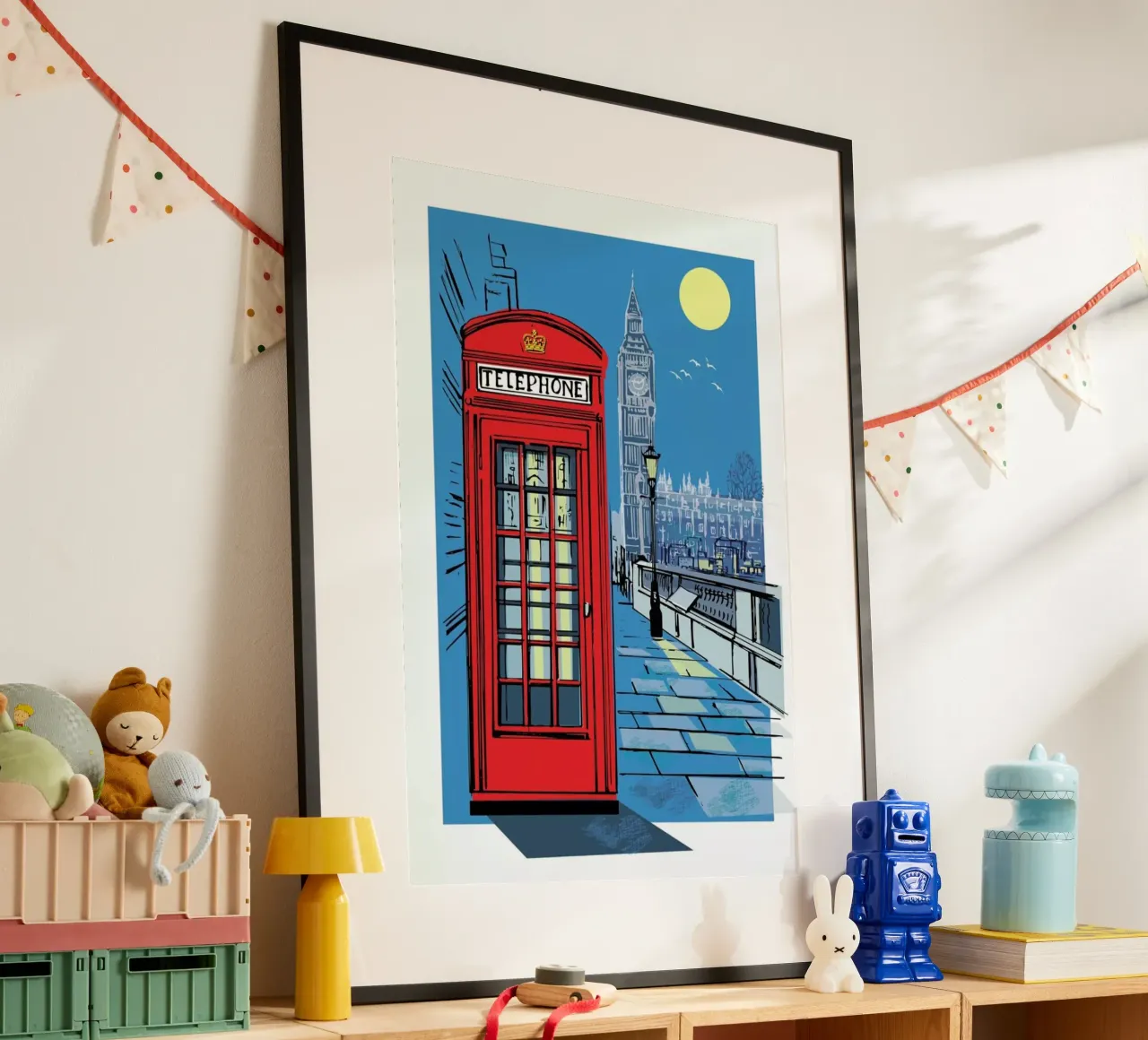 Telephone Box poster con telaio in plastica da Rocket68