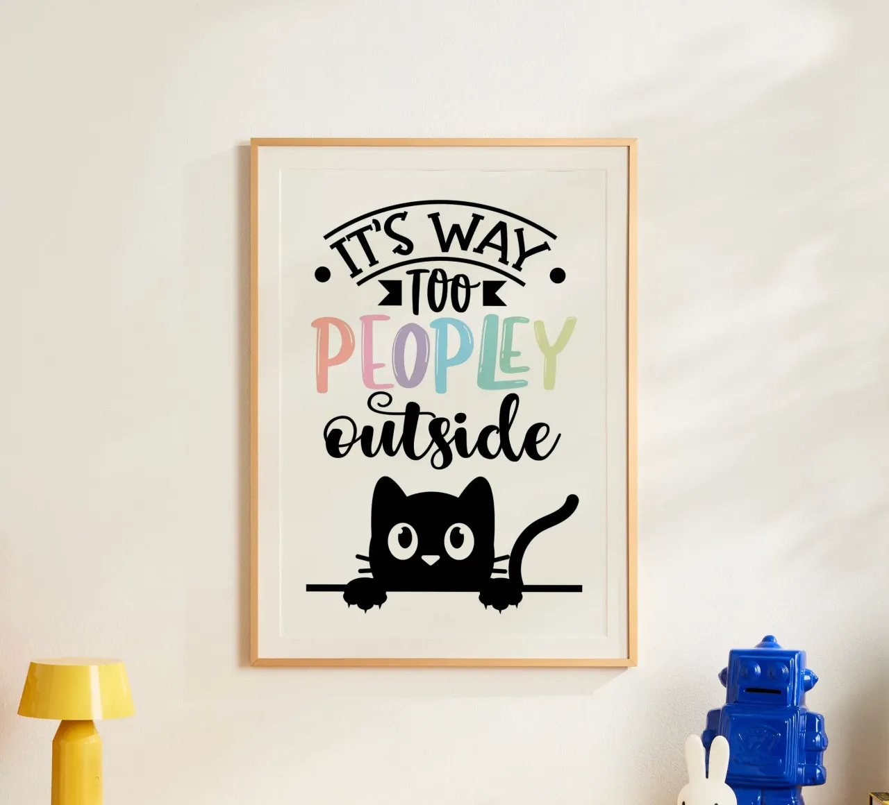 Gatto troppo popolare fuori casa poster con telaio in plastica da Monique A Hooper