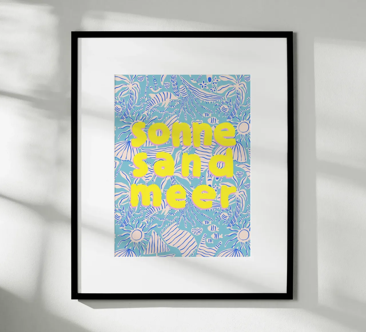 Sole Sabbia Mare poster con telaio in legno da All Colours