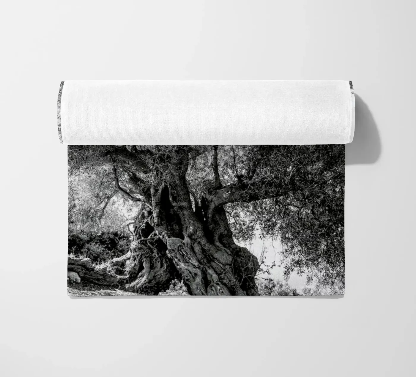 Olea strandhanddoek van Shot By Clint