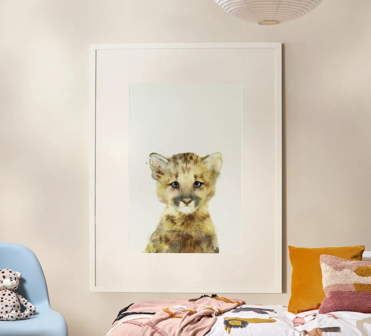 Little Mountain Lion poster con telaio in plastica da Amy Hamilton