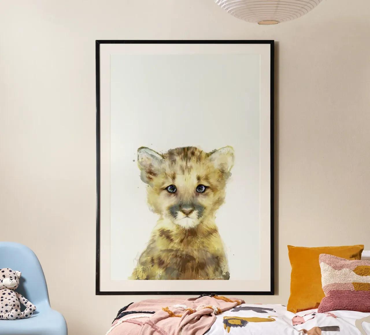 Little Mountain Lion poster con telaio in plastica da Amy Hamilton