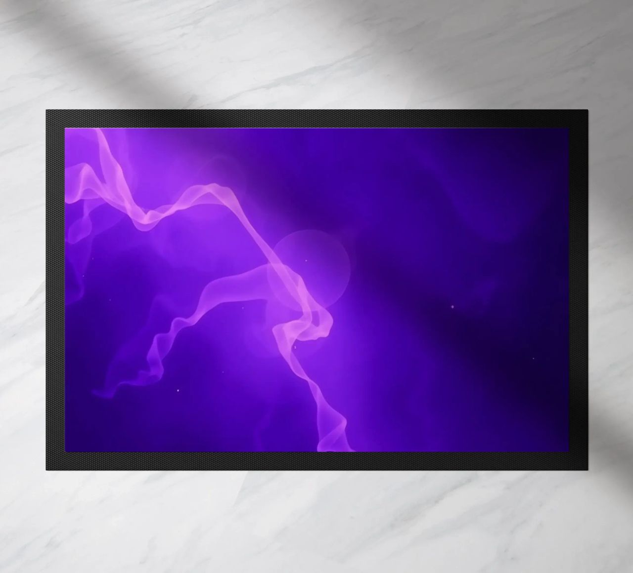 sfondo astratto viola con linee fluide zerbino da DesignDoodle