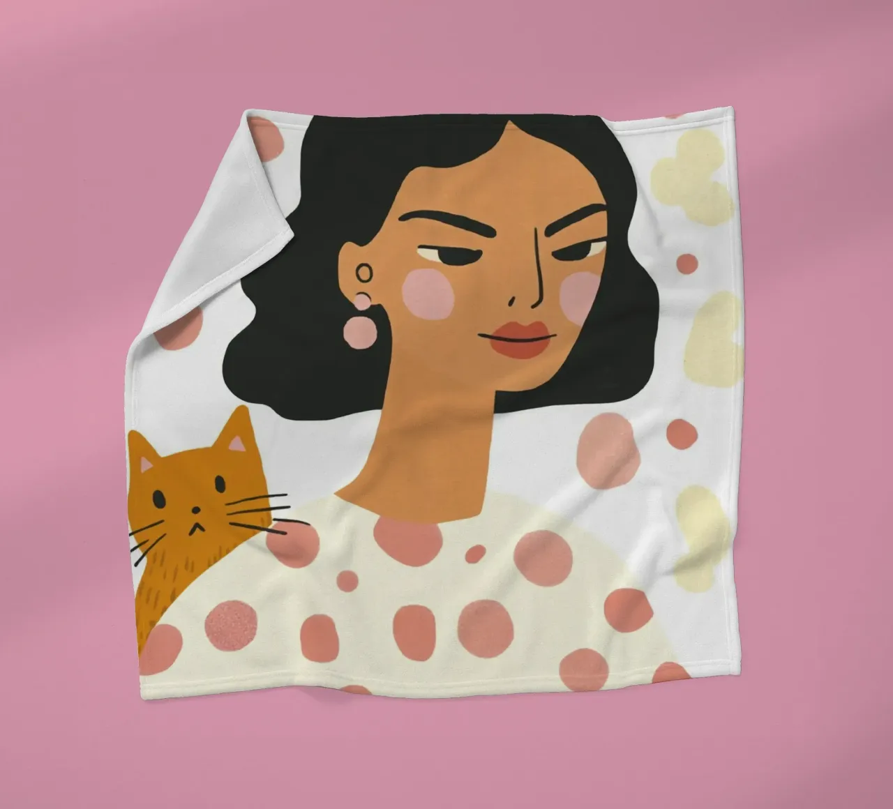 Ragazza stravagante di metà secolo con gatto arancione e fiore pastello coperta in pile da Modern Muse