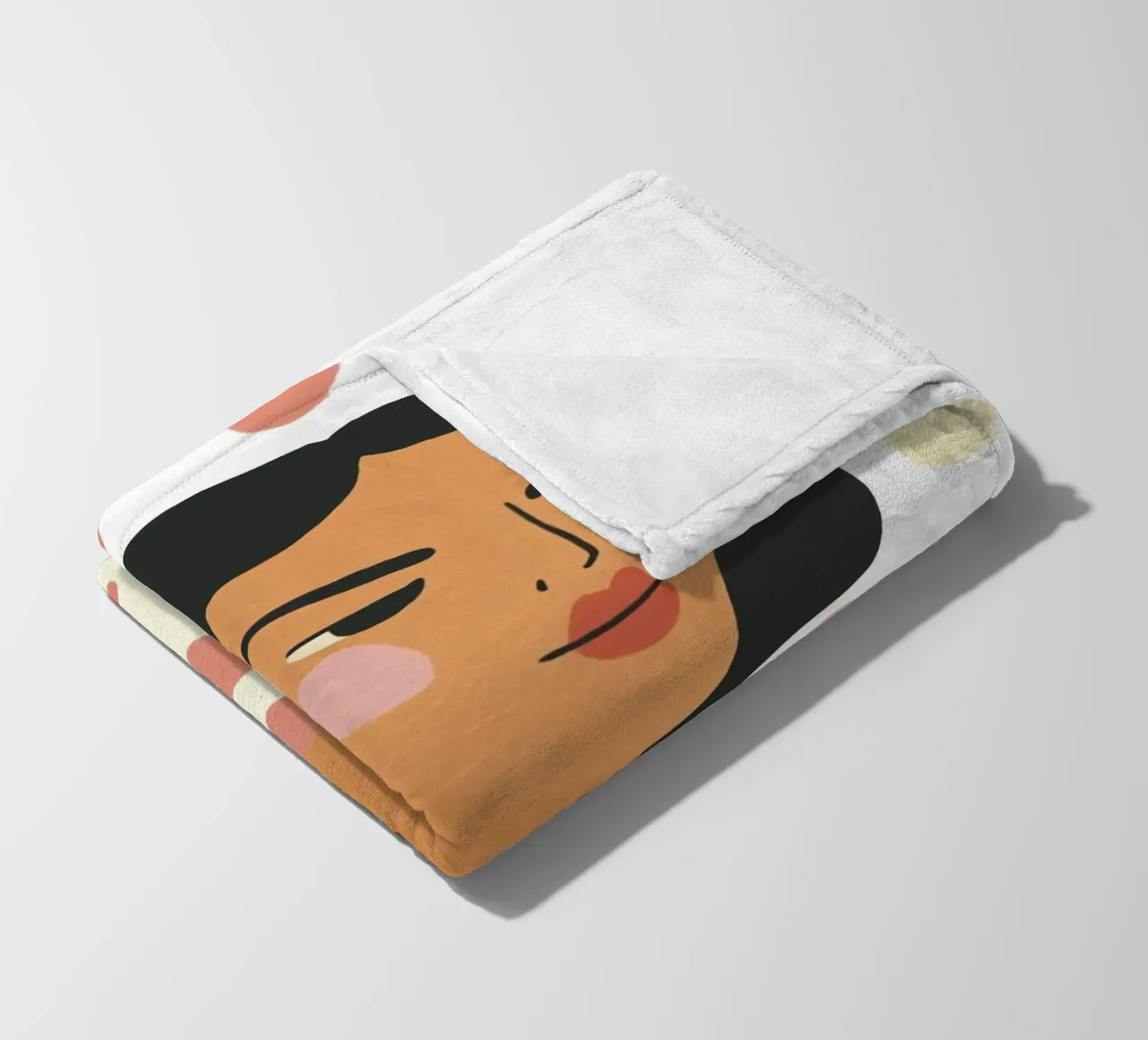 Ragazza stravagante di metà secolo con gatto arancione e fiore pastello coperta in pile da Modern Muse