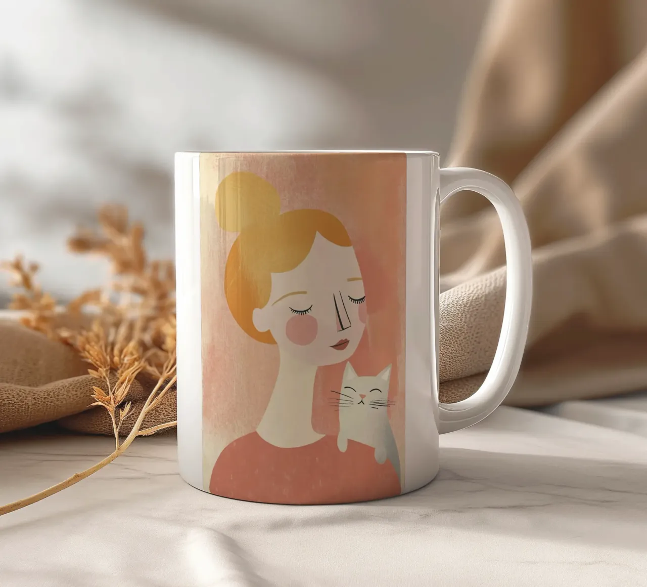 Stravagante ragazza bionda di metà secolo con gatto grigio in colori pastello tazza in ceramica da Modern Muse