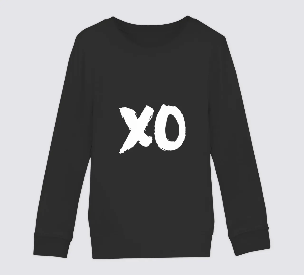 XO Abbracci e baci Design tipografico in bianco e nero felpa bambino da THE MOTIVATED TYPE