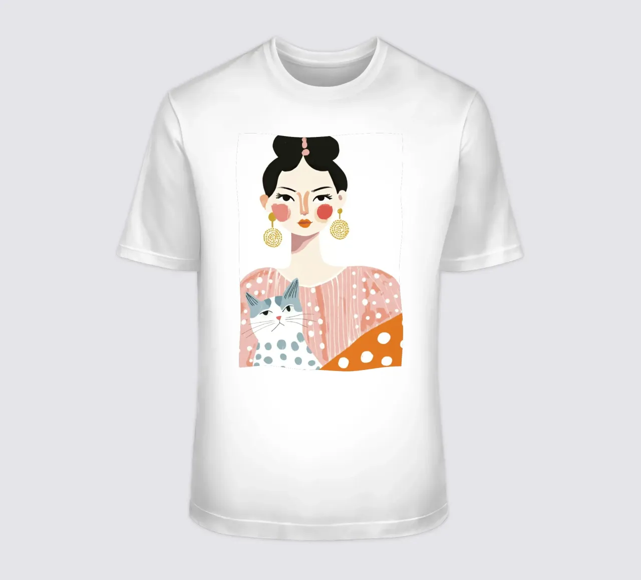 Ragazza stravagante di metà secolo dai capelli neri con gatto grigio a pois t-shirt da Modern Muse