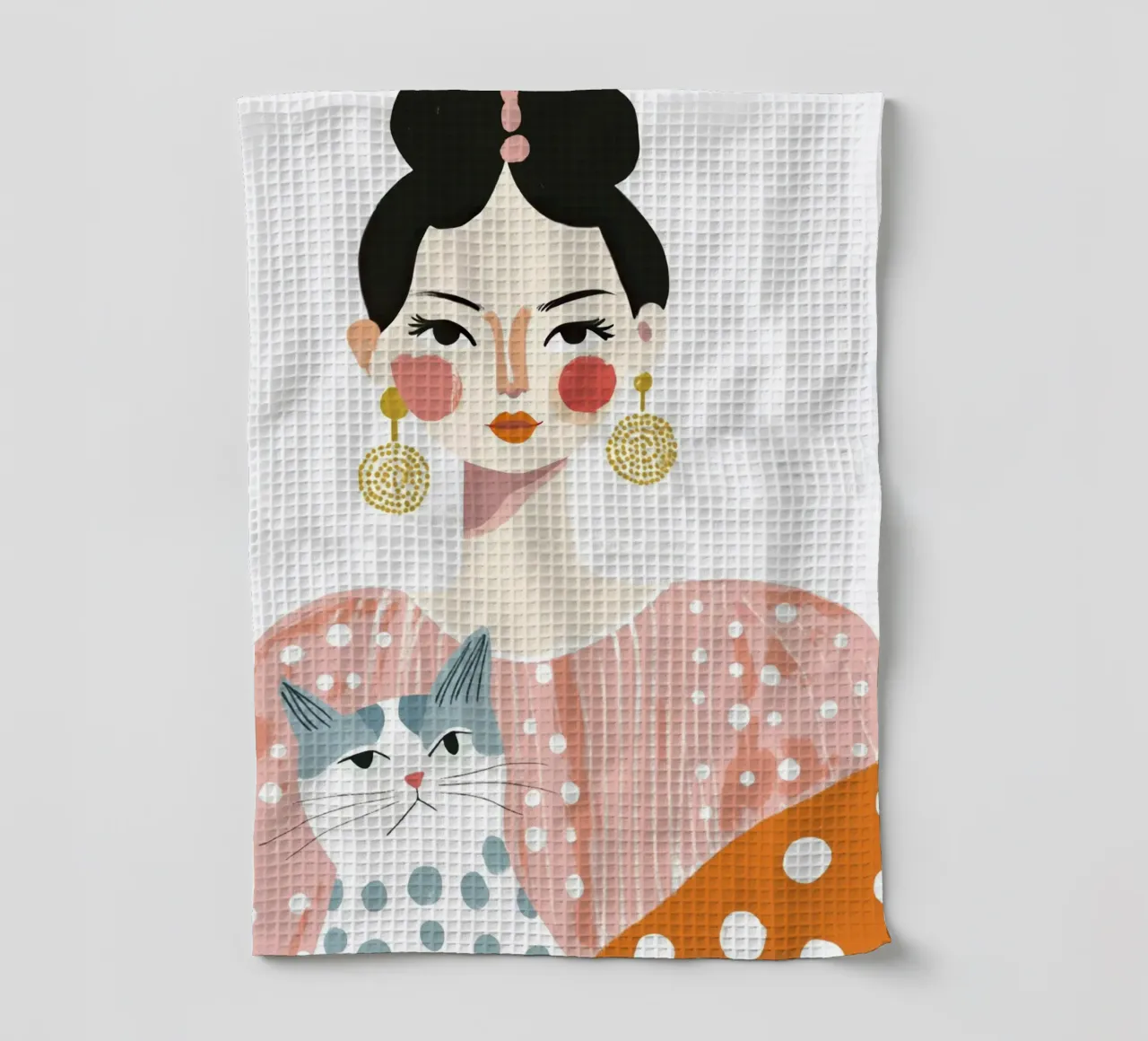 Ragazza stravagante di metà secolo dai capelli neri con gatto grigio a pois canovaccio da cucina da Modern Muse