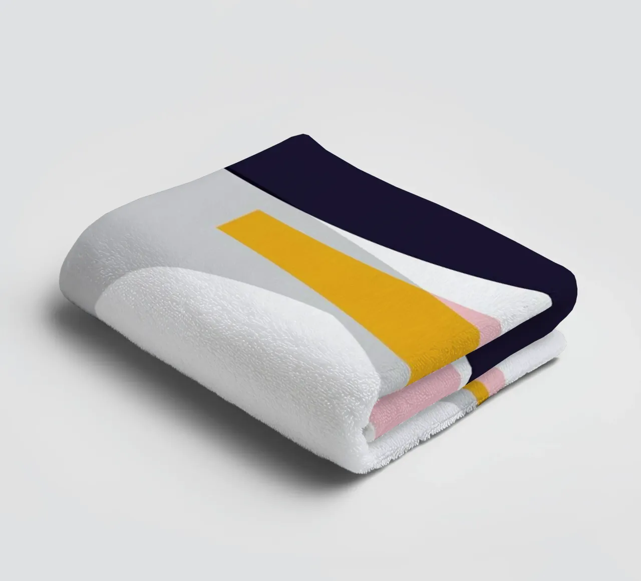 Form 1 Handtuch von Jonathan Lawes