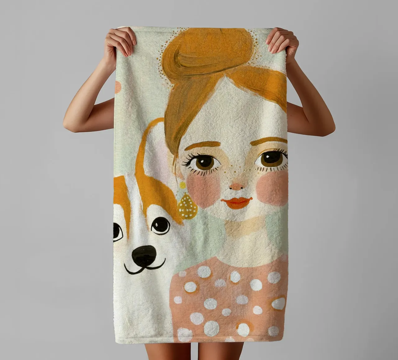 Caprichosa rubia de mediados de siglo con un corgi sonriente toalla de baño de Modern Muse