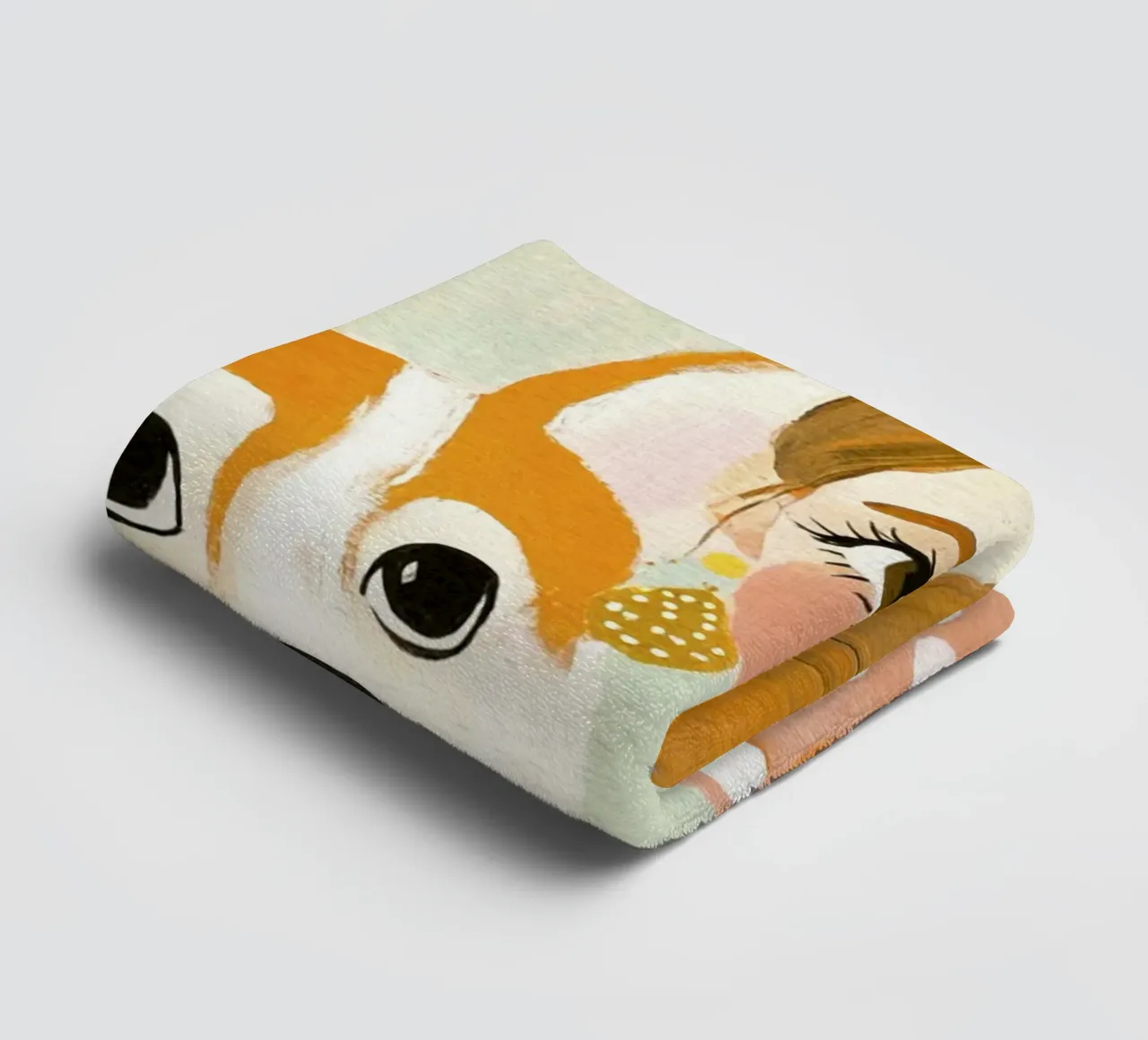 Caprichosa rubia de mediados de siglo con un corgi sonriente toalla de baño de Modern Muse