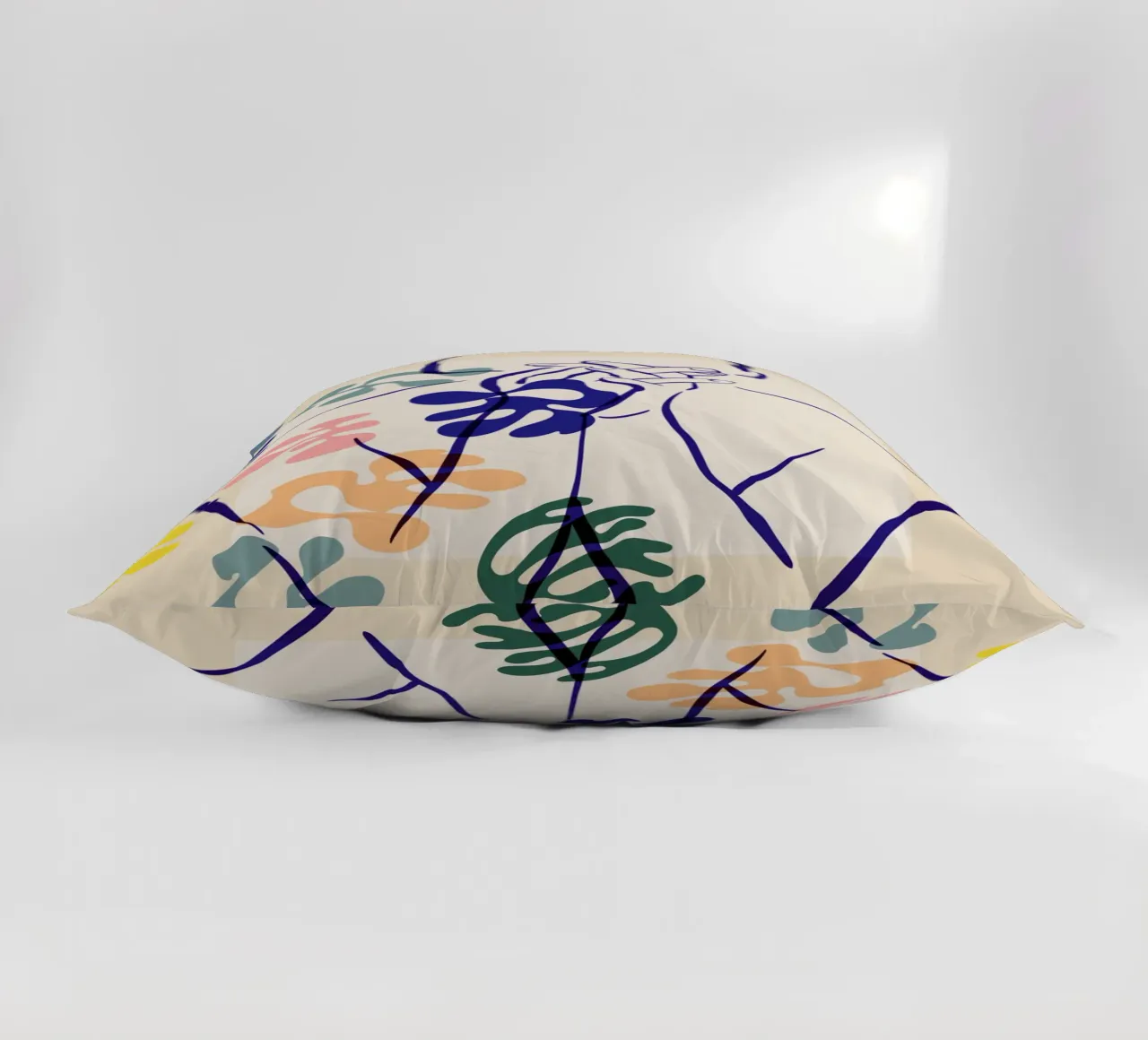 Figural Bloom No 01 cuscino da treechild