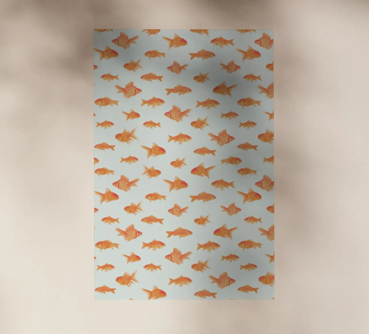 Goldfish pellicola backlit da Kind of Style