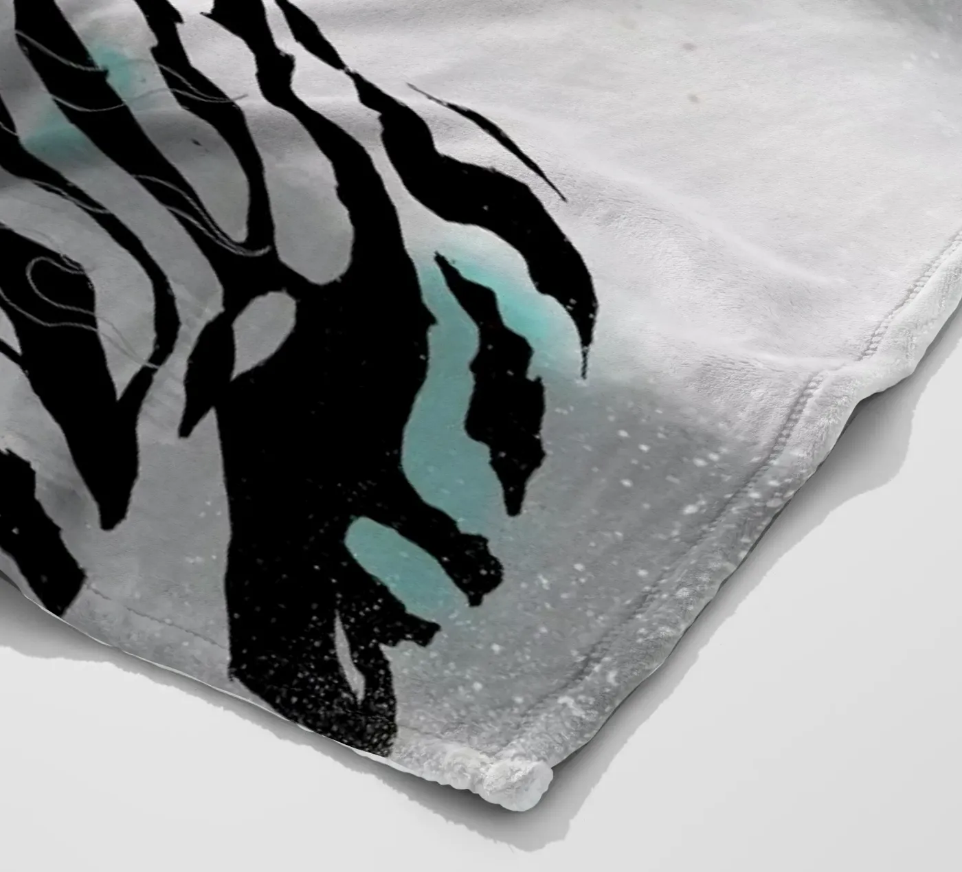 Swallow fleece blanket by Giulio Iurissevich