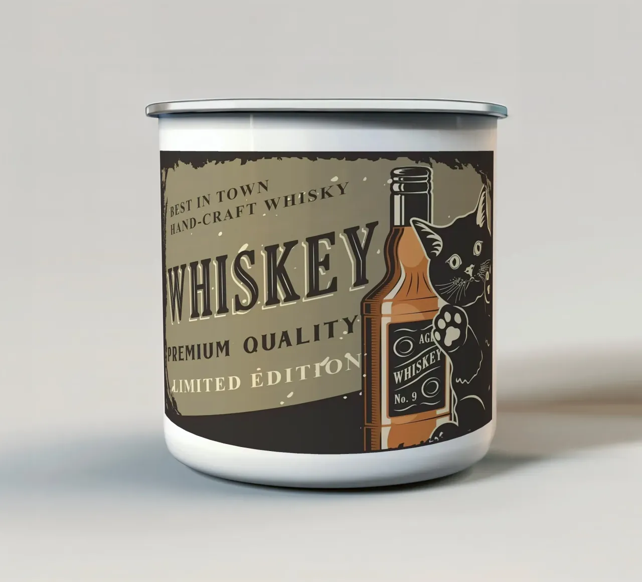 Gatto Whisky tazza in smalto da Monique A Hooper