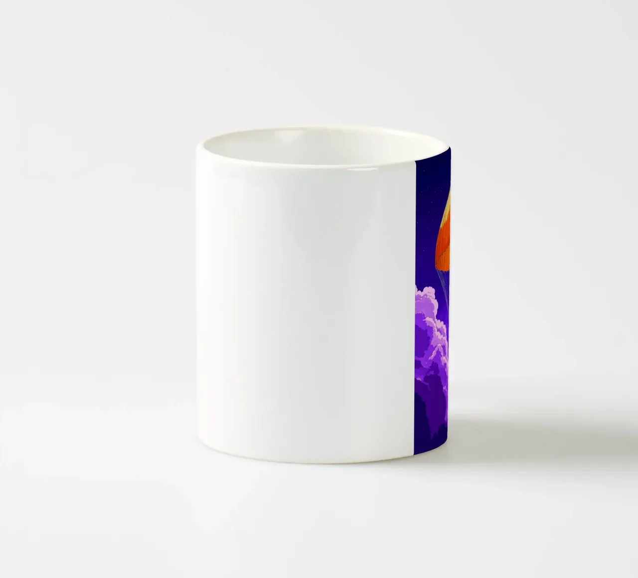 Paracadute nel cielo - Pop Art tazza in ceramica da ColorCrash Gallery