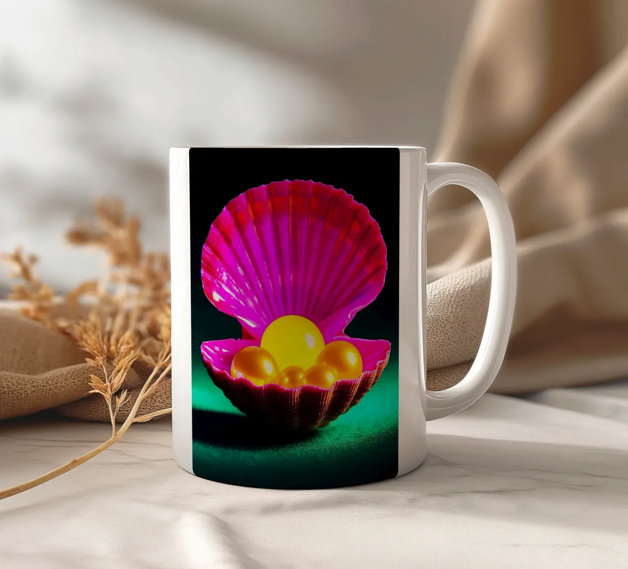 Perla in conchiglia - Pop Art tazza in ceramica da ColorCrash Gallery
