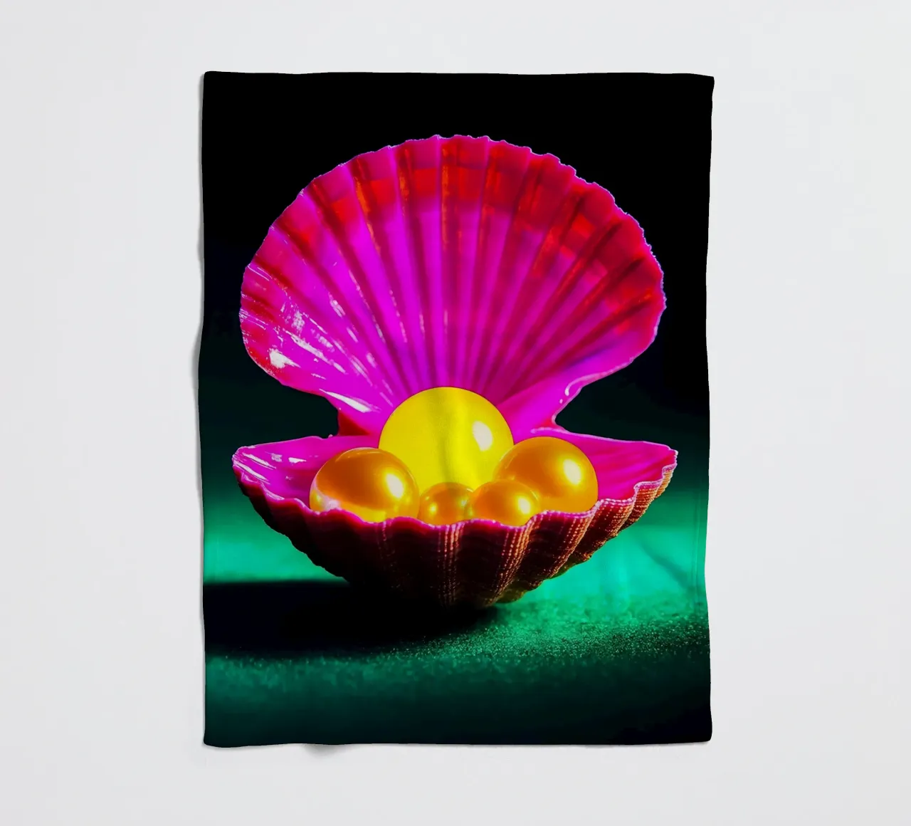 Perla in conchiglia - Pop Art coperta in pile da ColorCrash Gallery