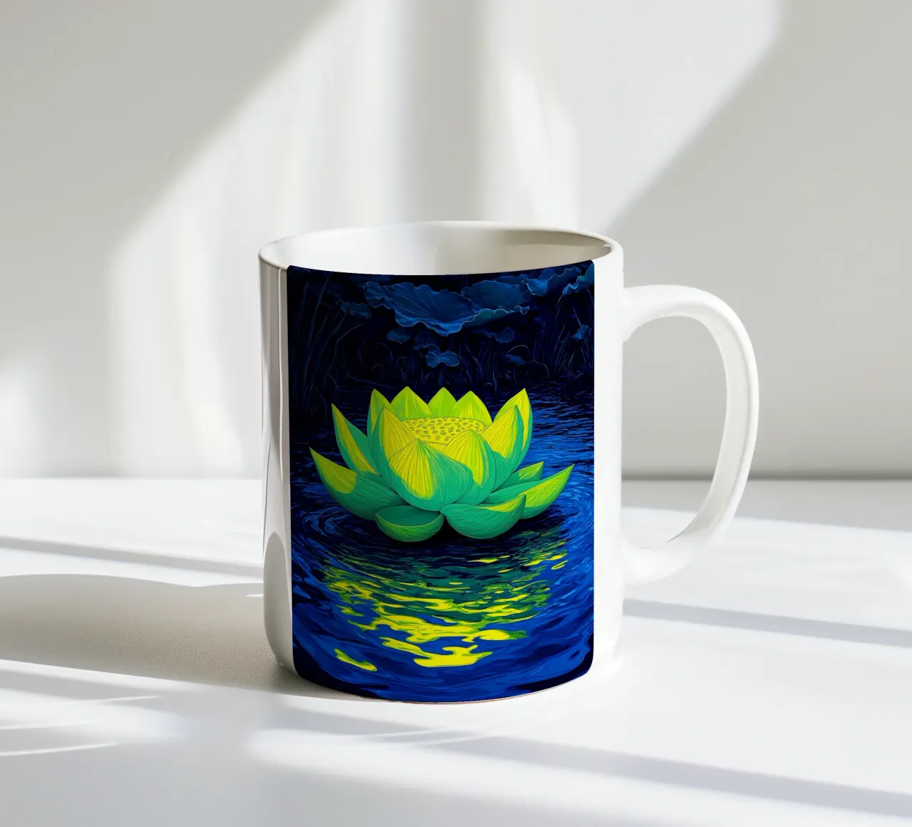 Loto sull'acqua - Pop Art tazza in ceramica da ColorCrash Gallery