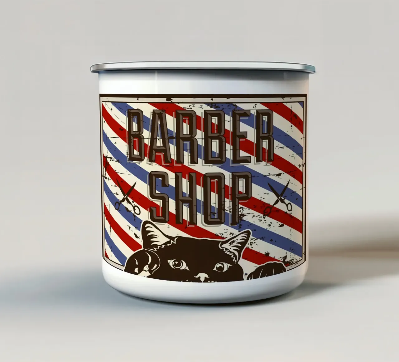 Gatto barbiere rosso e blu tazza in smalto da Monique A Hooper