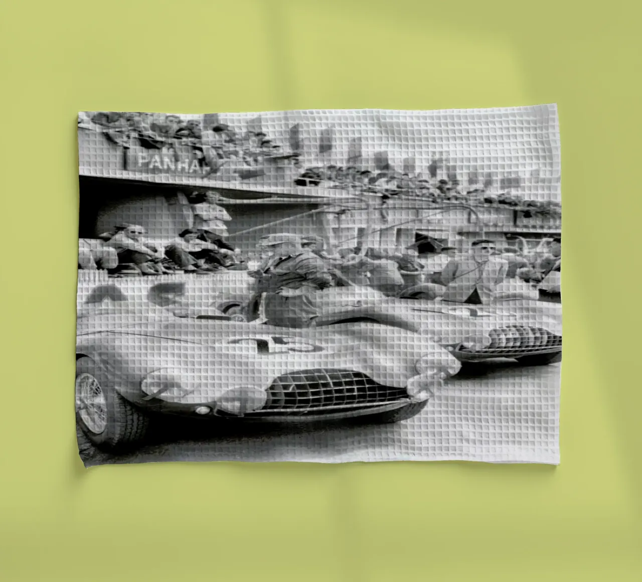 Aston Martin at Le Mans canovaccio da cucina da Gallery Print and Art Limited