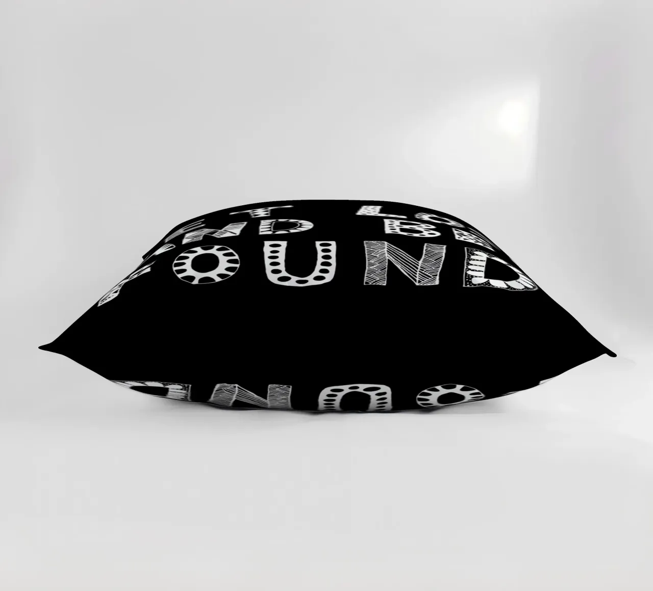 Get Lost and Be Found Black cuscino da Vasare Nar