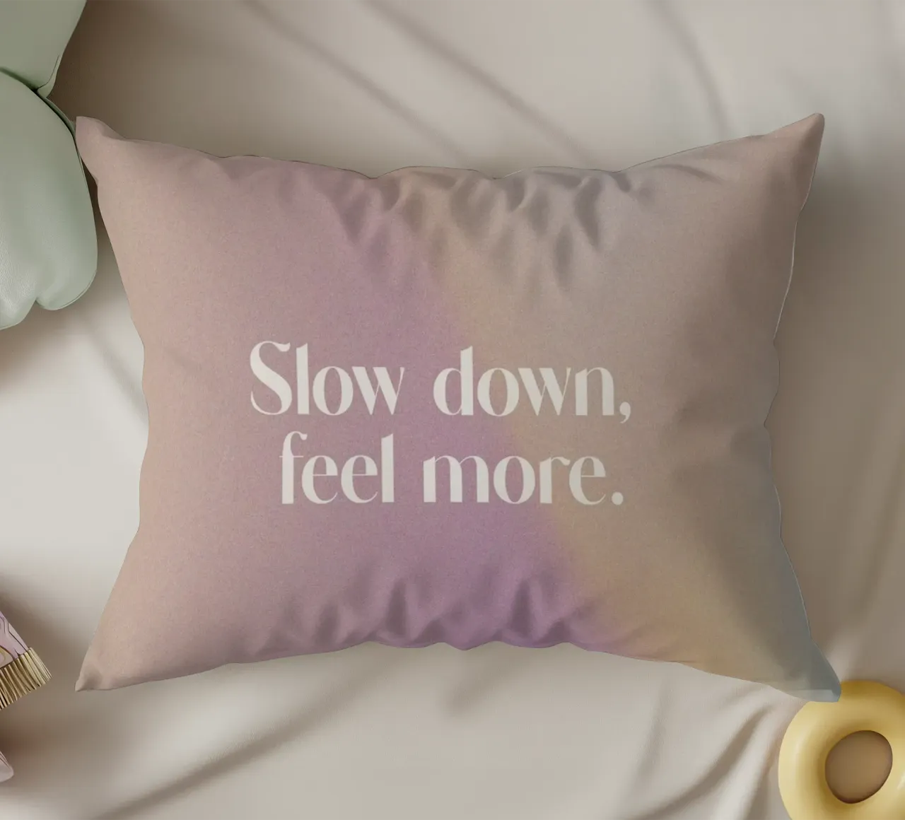 Slow Down Feel More cuscino da treechild