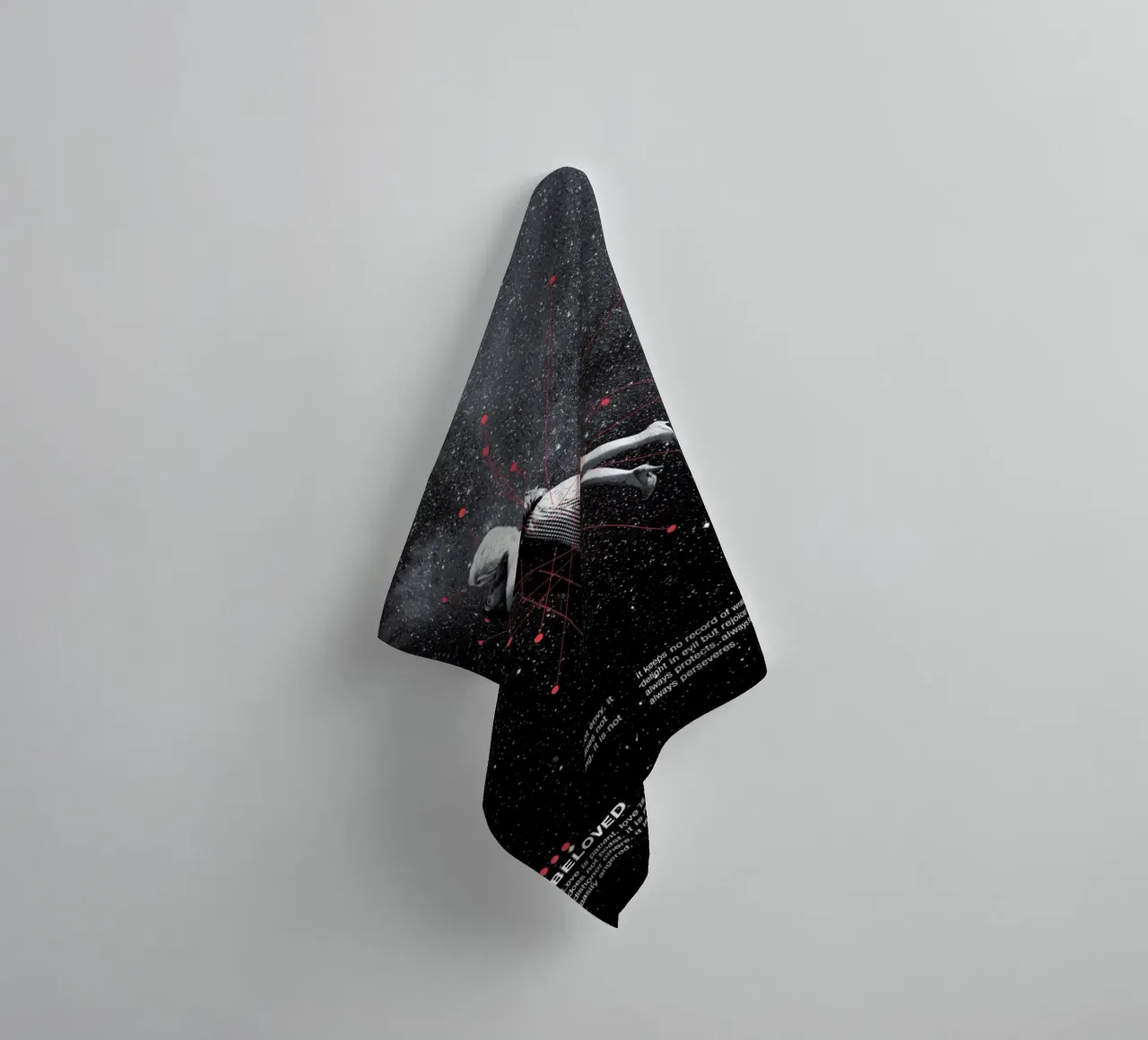 Beloved asciugamano da bagno da Frank Moth