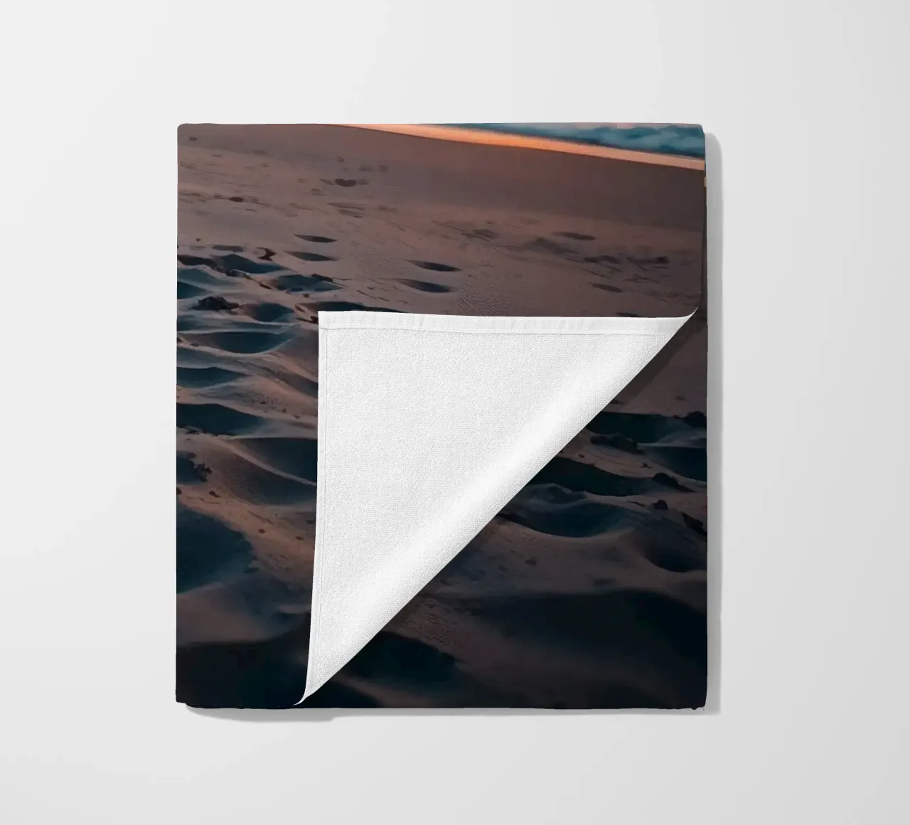 Bella vista sul tramonto in spiaggia telo mare da DesignDoodle