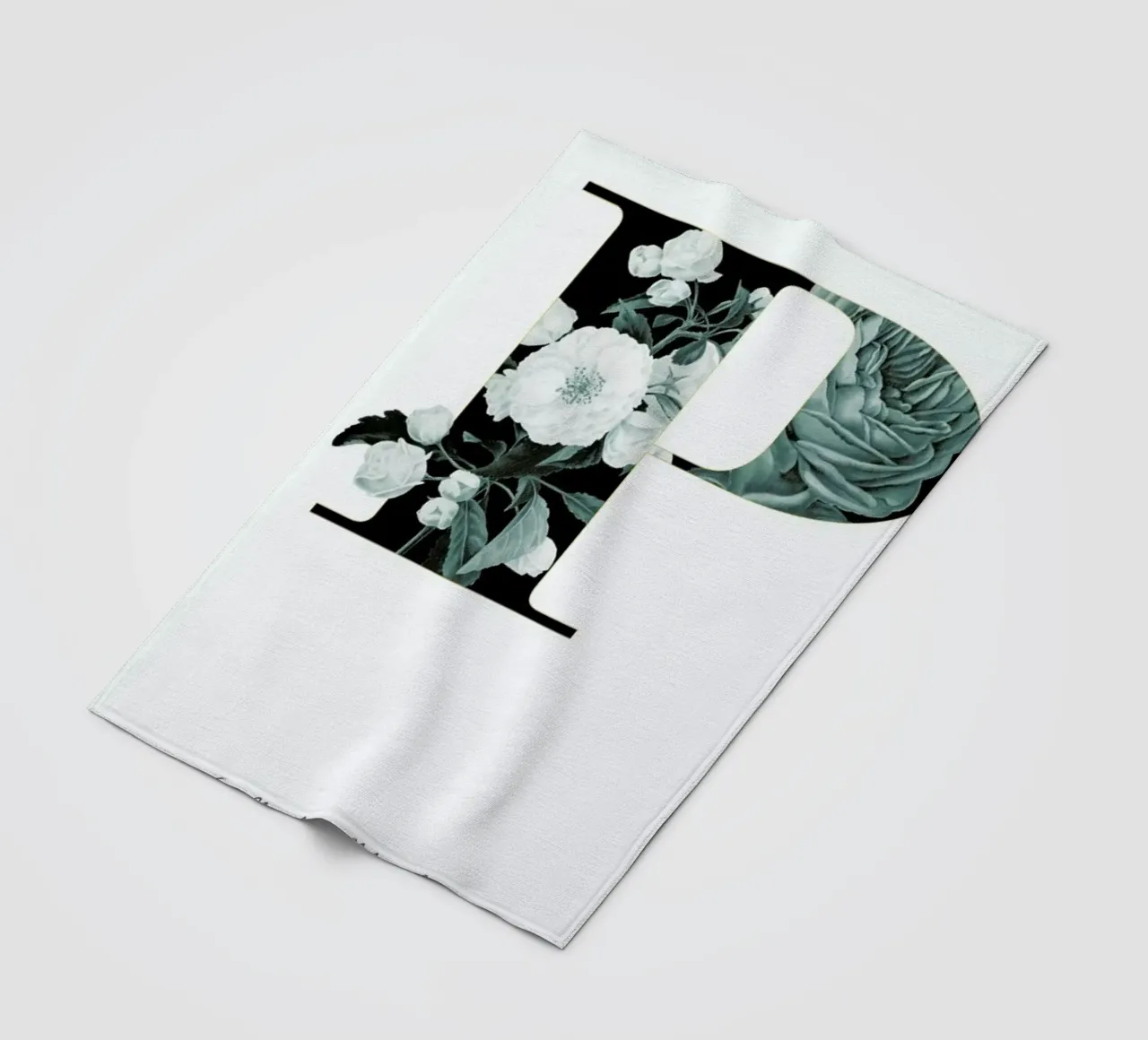 Flower Alphabet - P coperta in pile da Froilein Juno