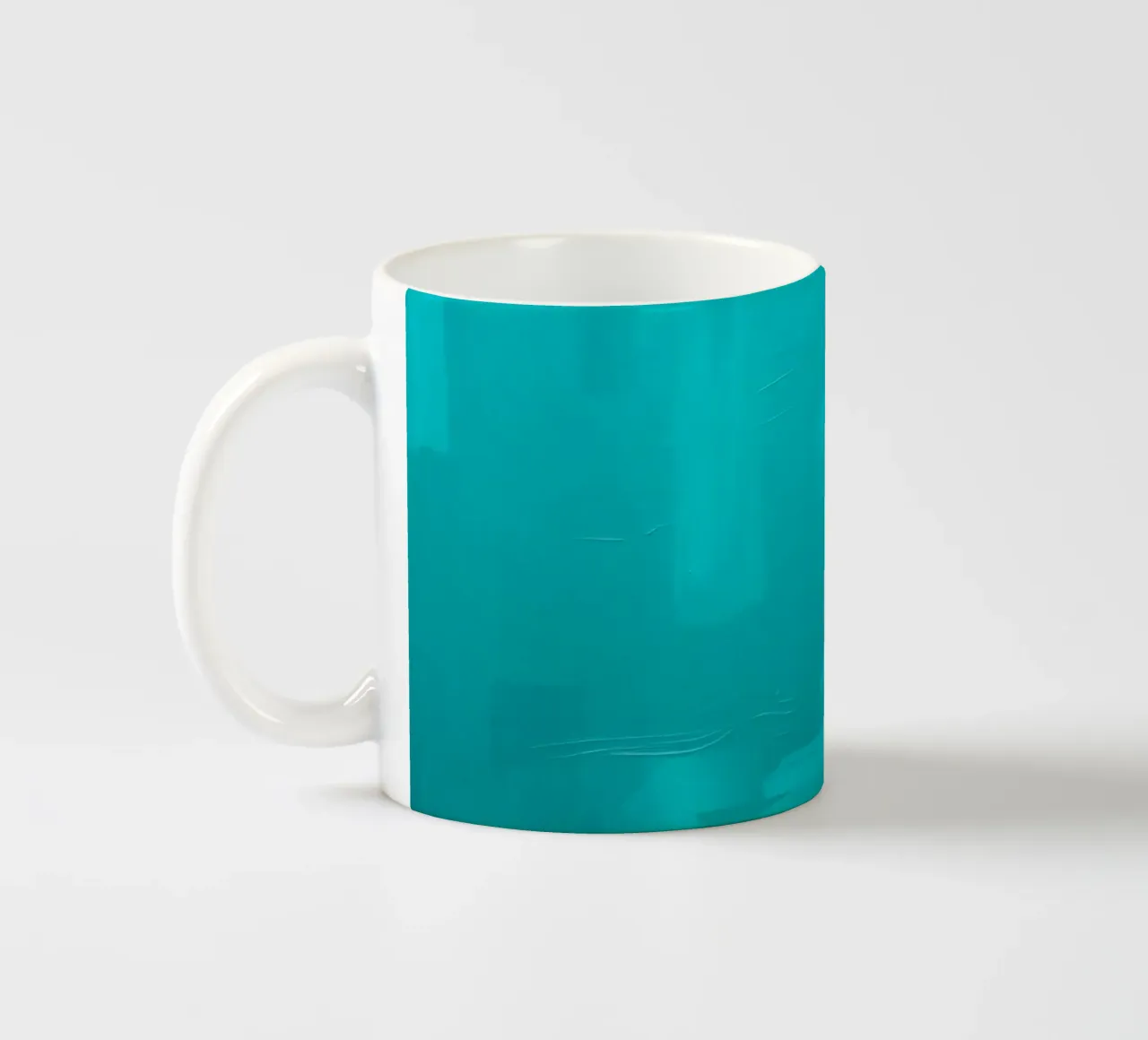 Vivace dipinto astratto turchese con pennellate di colore tazza in ceramica da DesignDoodle