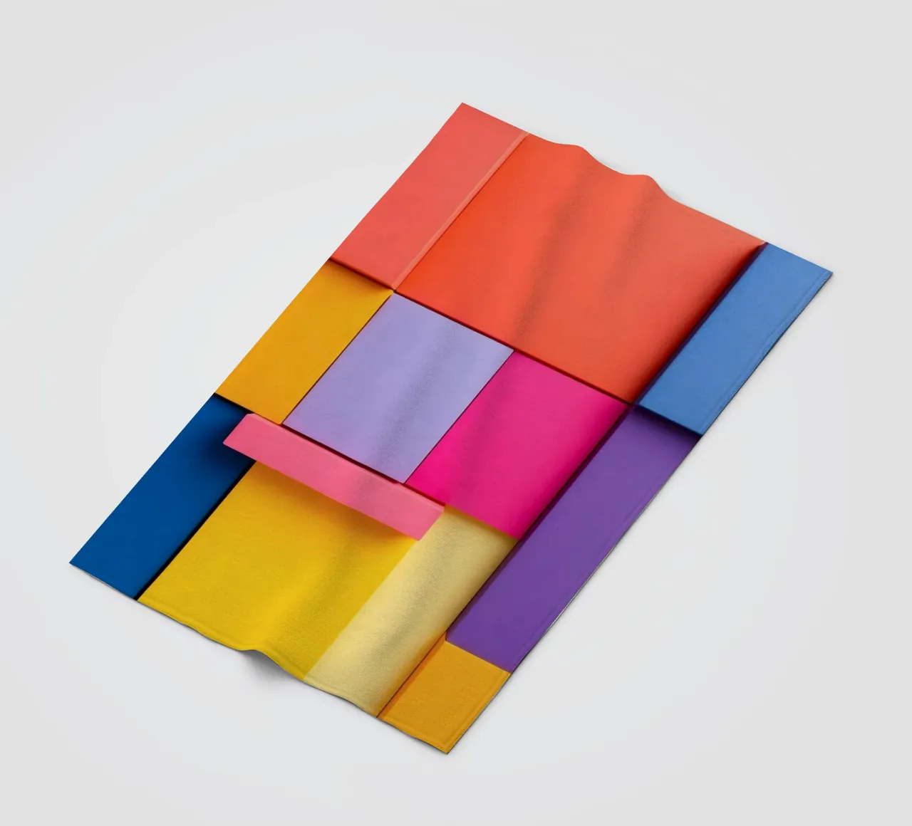 Forme geometriche colorate creano un vivace design astratto coperta in pile da DesignDoodle