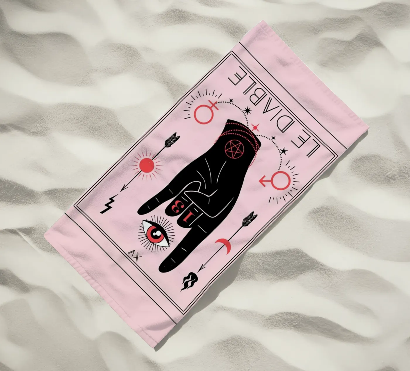 The Devil serviette de plage de cafelab