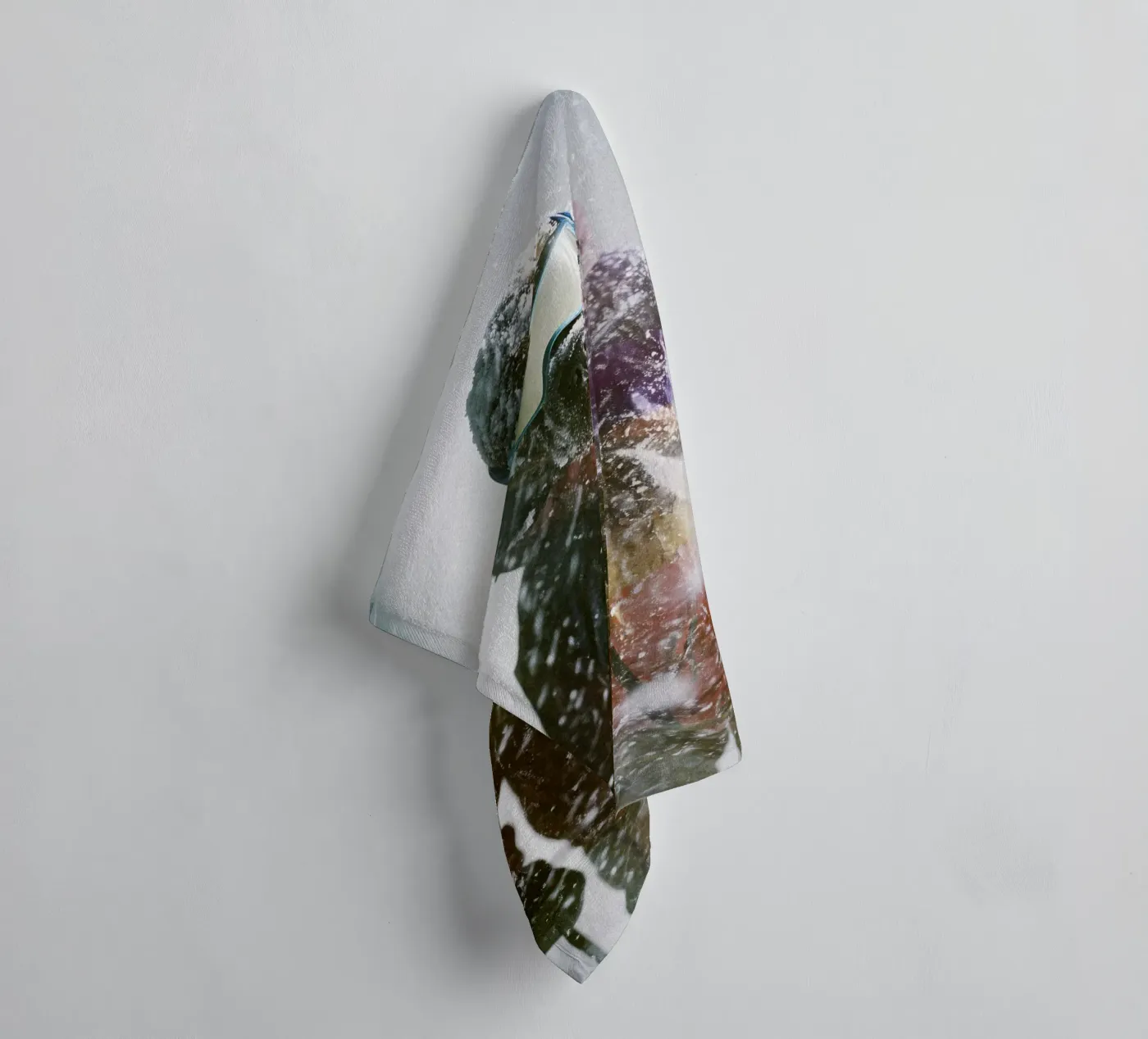 Lars towel by Affiches Chien Originales – Dogland