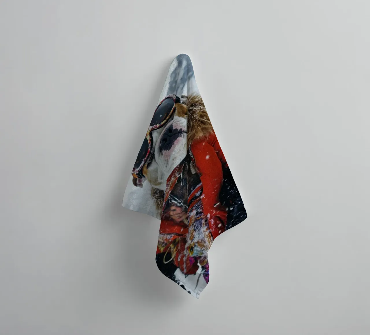 Rocky towel by Affiches Chien Originales – Dogland
