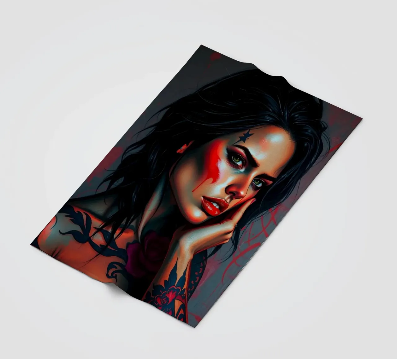 Ritratto artistico di una donna con tatuaggi di grande effetto coperta in pile da DesignDoodle