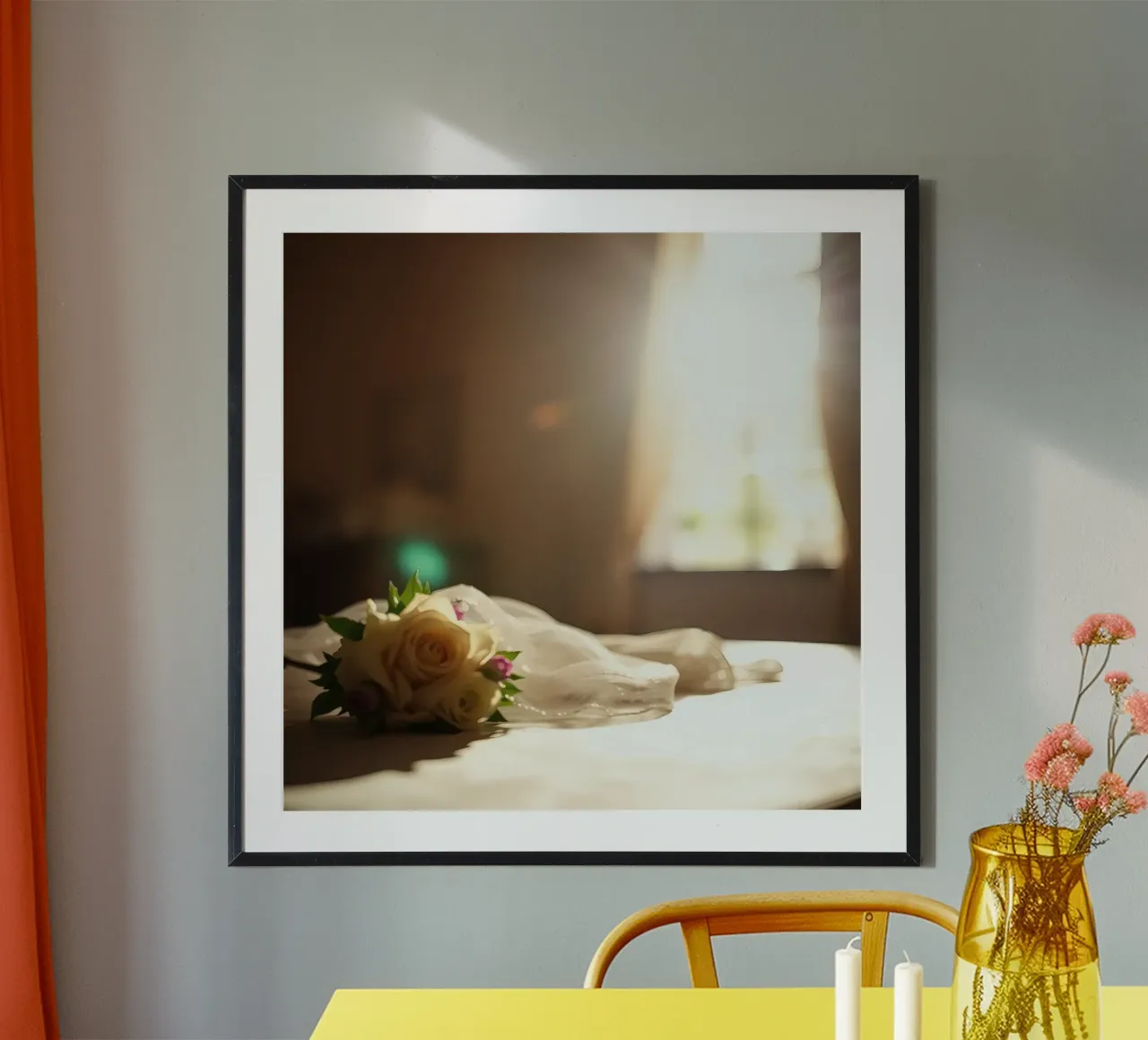 Bouquet de mariée élégant posé sur une table poster de DesignDoodle